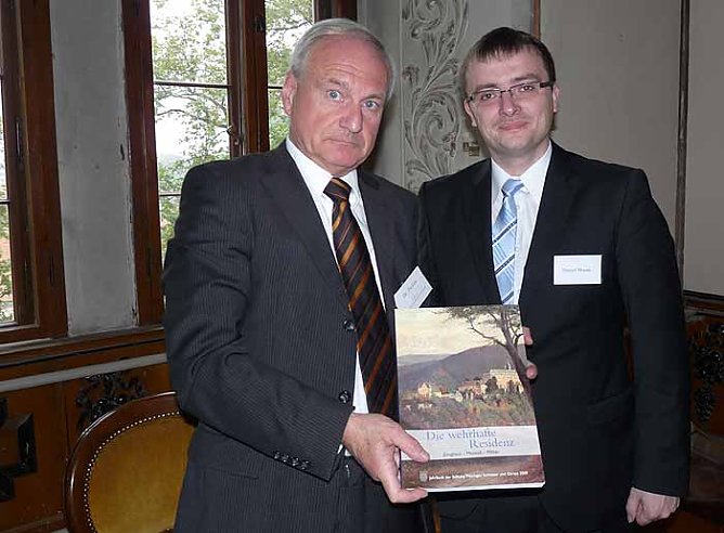 Neuer Band erschienen (Foto: Karl-Heinz Herrmann)