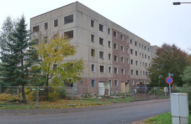 Abriss in der Segelteichstraße (Foto: Karl-Heinz Herrmann) Abriss in der Segelteichstraße (Foto: Karl-Heinz Herrmann)