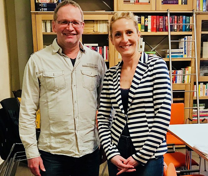 B&uuml;rgermeisterkandidatin bei Kleing&auml;rtnern (Foto: SPD Sondershausen)