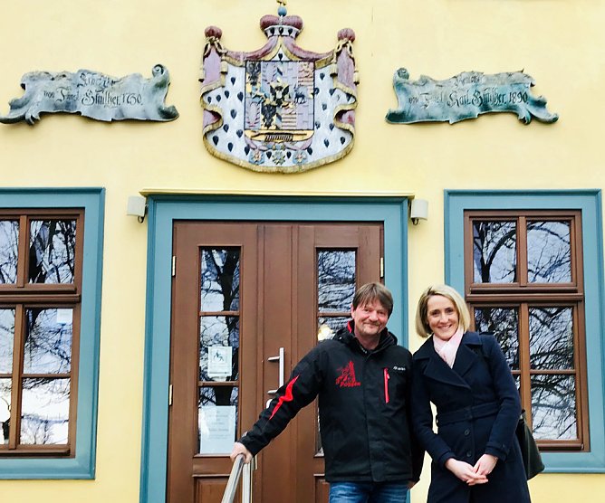 Anne Bressem l&auml;dt Wolfgang Tiefensee nach Sondershausen ein (Foto: SPD Sondershausen)