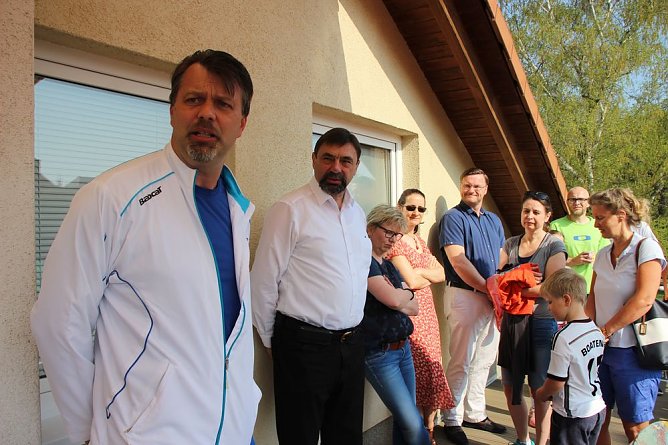 Tennisanlage offen (Foto: Karl-Heinz Herrmann) Tennisanlage offen (Foto: Karl-Heinz Herrmann)