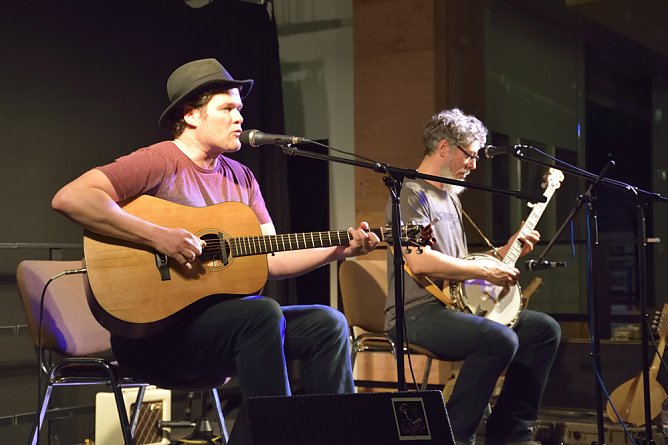 Duos GORDIE TENTREES & JAXON HALDANE im Panorama (Foto: Fred B&ouml;hme)