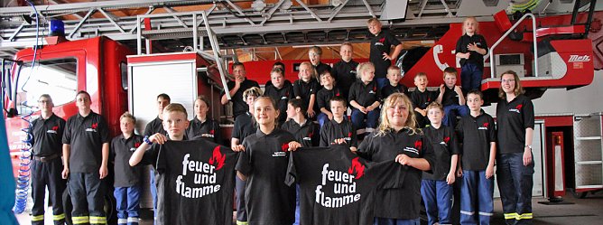 Feuer und Flamme f&uuml;r die Jugendfeuerwehr (Foto: Karl-Heinz Herrmann)