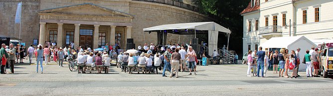 Residenzfest mit gutem Zulauf (Foto: Karl-Heinz Herrmann)