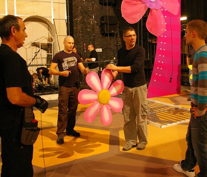 Arbeiten auf der Bühne (Foto: I. Kühn) Arbeiten auf der Bühne (Foto: I. Kühn)