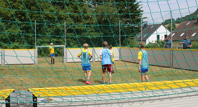 Dorffest Bebra geht weiter (Foto: Karl-Heinz Herrmann) Dorffest Bebra geht weiter (Foto: Karl-Heinz Herrmann)