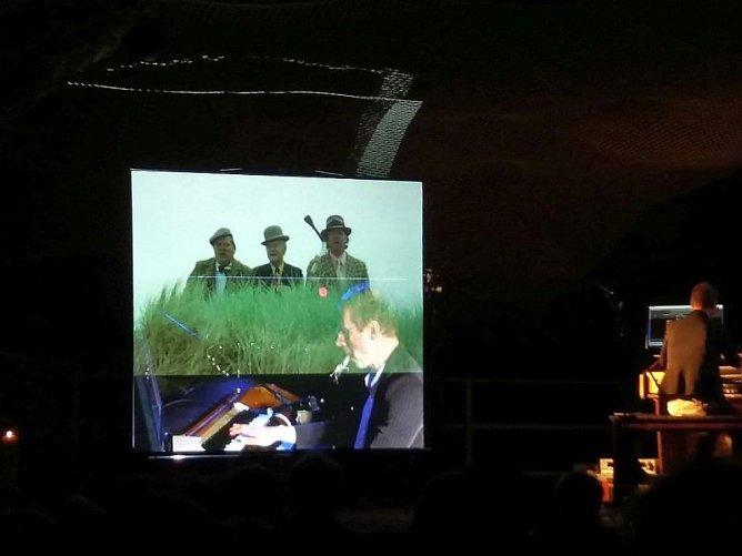 Ganz gro&szlig;es Kino � in der Barbarossah&ouml;hle erlebt (Foto: T. Leipold, Fam. D.+J. Kieper)