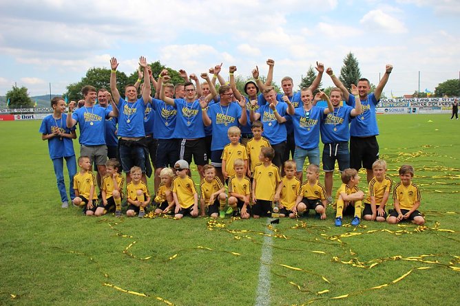 A-Junioren als Kreismeister geehrt (Foto: Karl-Heinz Herrmann)