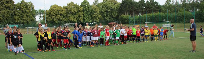 Fußballturnier der Grundschulen (Foto: Karl-Heinz Herrmann) Fußballturnier der Grundschulen (Foto: Karl-Heinz Herrmann)