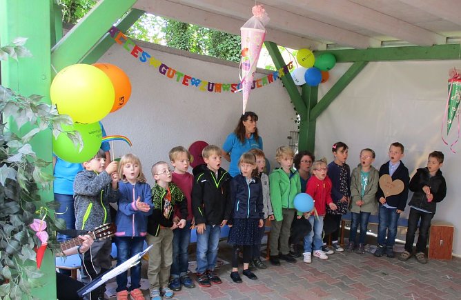 Nun sagen wir Auf Wiedersehen (Foto: Kindervilla) Nun sagen wir Auf Wiedersehen (Foto: Kindervilla)