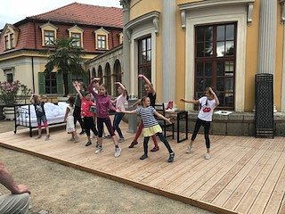 Radevas Eleven proben für die Schlossfestspiele (Foto: Dimitar Radev) Radevas Eleven proben für die Schlossfestspiele (Foto: Dimitar Radev)