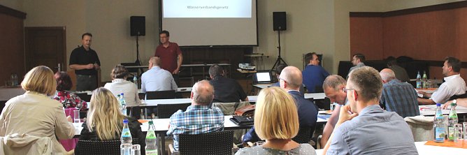 Gewässerunterhaltung wird neu geregelt (Foto: Karl-Heinz Herrmann) Gewässerunterhaltung wird neu geregelt (Foto: Karl-Heinz Herrmann)