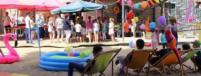 B&uuml;rgermeister d&uuml;rfen nicht nass gemacht werden (Foto: Karl-Heinz Herrmann)