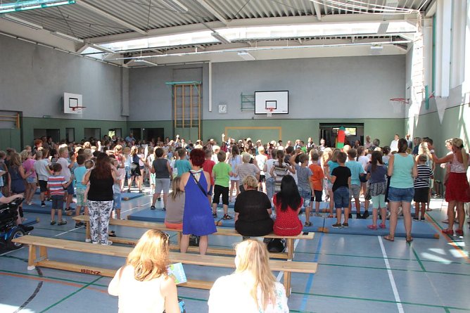 Vierte Klasse verabschiedet (Foto: Karl-Heinz Herrmann)