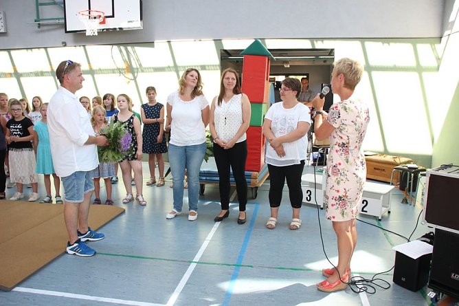 Vierte Klasse verabschiedet (Foto: Karl-Heinz Herrmann)