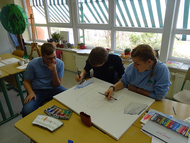 Schon mal über Abitur nachgedacht? (Foto: IBKM) Schon mal über Abitur nachgedacht? (Foto: IBKM)