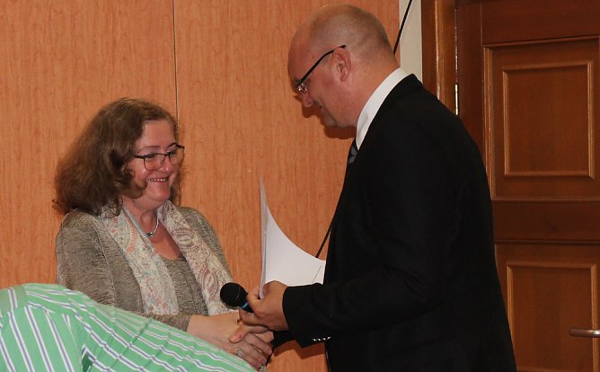 Neues Stadtratsmitglied verpflichtet (Foto: Karl-Heinz Herrmann) Neues Stadtratsmitglied verpflichtet (Foto: Karl-Heinz Herrmann)