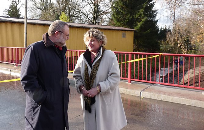 Freigabe Brücke Wenigenehrich (Foto: Karl-Heinz Herrmann) Freigabe Brücke Wenigenehrich (Foto: Karl-Heinz Herrmann)