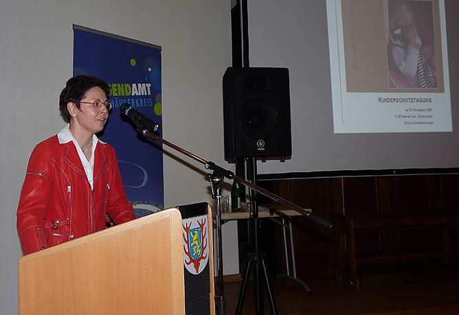 Kinderschutztagung 2009 (Foto: Karl-Heinz Herrmann) Kinderschutztagung 2009 (Foto: Karl-Heinz Herrmann)