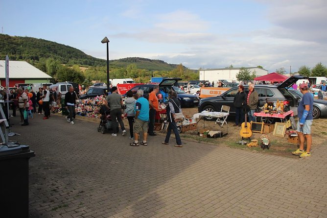 Bereits das 23. Gewerbegebietsfest (Foto: Karl-Heinz Herrmann) Bereits das 23. Gewerbegebietsfest (Foto: Karl-Heinz Herrmann)