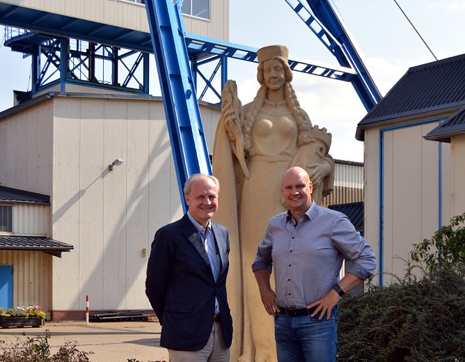 Bürgermeister bei GSES zu Gast (Foto: Stadt Sondershausen) Bürgermeister bei GSES zu Gast (Foto: Stadt Sondershausen)