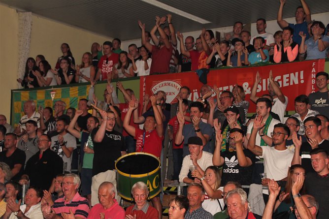 Saisonauftakt beim AC Germania (Foto: Manja Braunsdorf) Saisonauftakt beim AC Germania (Foto: Manja Braunsdorf)