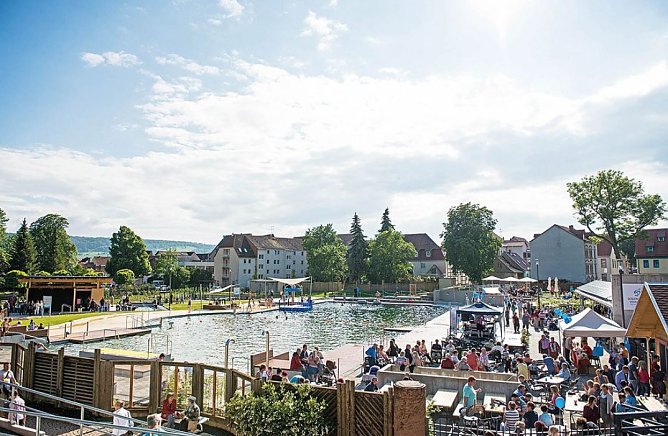 Das Baden geht weiter (Foto: Stadtmarketing Bad Frankenhausen) Das Baden geht weiter (Foto: Stadtmarketing Bad Frankenhausen)