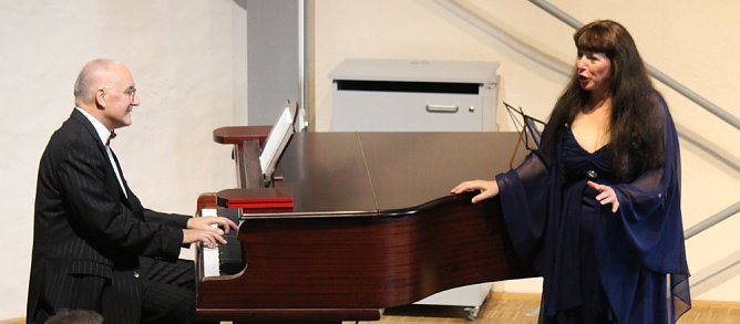 Ihr solltet genießen...!" (Foto: Karl-Heinz Herrmann) Ihr solltet genießen...!" (Foto: Karl-Heinz Herrmann)