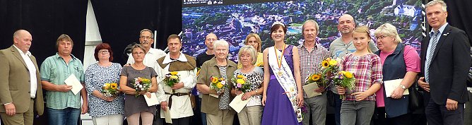 Große Beteiligung am 24. "Frankenhäuser Blumensommer" 2018 (Foto: Stadtmarketing Bad Frankenhausen) Große Beteiligung am 24. "Frankenhäuser Blumensommer" 2018 (Foto: Stadtmarketing Bad Frankenhausen)