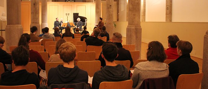 Bärmann-Trio gastierte in Sondershausen (Foto: Karl-Heinz Herrmann) Bärmann-Trio gastierte in Sondershausen (Foto: Karl-Heinz Herrmann)