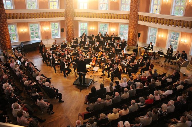 Vive la musique im Achteckhaus (Foto: Karl-Heinz Herrmann)
