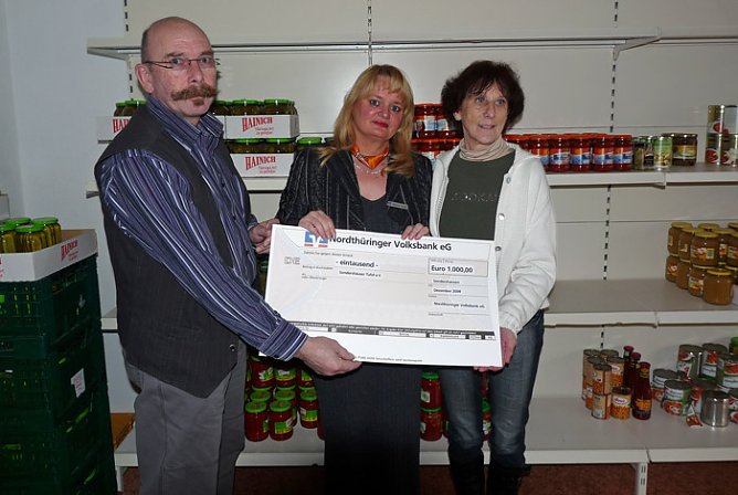 Spende an Sondersh&auml;user Tafel (Foto: Karl-Heinz Herrmann)