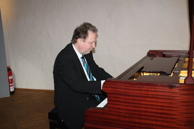 Festveranstaltung 25 Jahre SGW (Foto: Karl-Heinz Herrmann) Festveranstaltung 25 Jahre SGW (Foto: Karl-Heinz Herrmann)