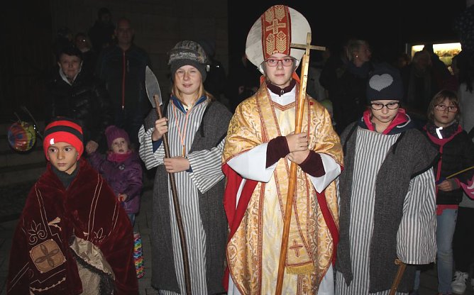 &Ouml;kumenische Martinsfeier und Umzug (Foto: Karl-Heinz Herrmann)