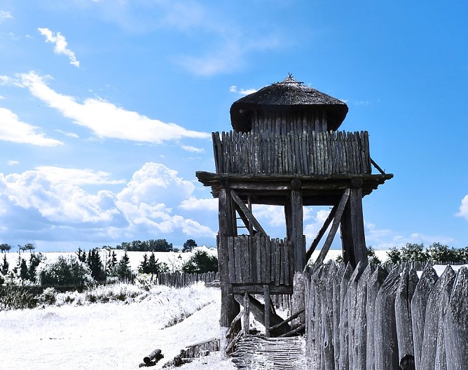 Winterfeuer auf der Funkenburg (Foto: ASB) Winterfeuer auf der Funkenburg (Foto: ASB)