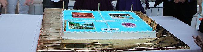 Torte zum 20. Jahrestag (Foto: Karl-Heinz Herrmann)
