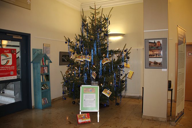 Die Wunschb&auml;ume stehen (Foto: Karl-Heinz Herrmann)