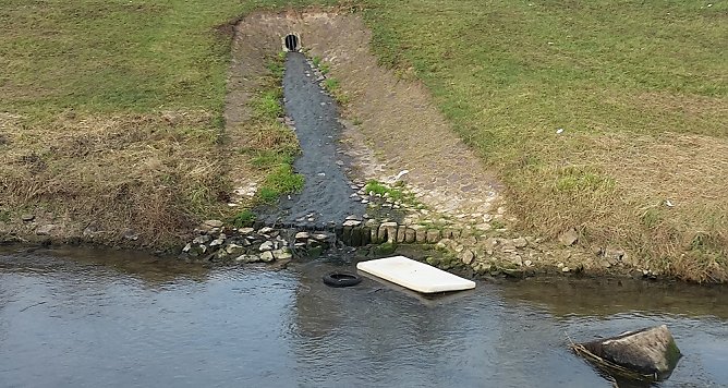 Das Bettlaken fehlt noch (Foto: Karl-Heinz Herrmann) Das Bettlaken fehlt noch (Foto: Karl-Heinz Herrmann)