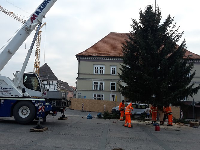 Adventsmarkt kann starten. (Foto: Karl-Heinz Herrmann)