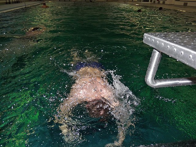 Abschluss 24-h-Schwimmen (Foto: Karl-Heinz Herrmann)