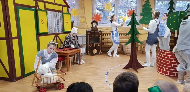 Weihnachtszeit im Kindergarten (Foto: K. Weizel)