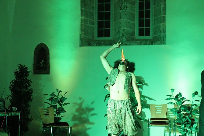 Zu Gunsten des Sole-Schwimmbads Artern (Foto: Karl-Heinz Herrmann)