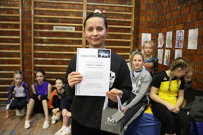 Jubil&auml;um - 20 Mal Weihnachtsturnen (Foto: Karl-Heinz Herrmann)