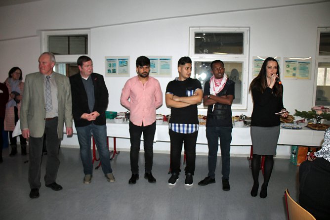 Zwei Mal Bescherung (Foto: Karl-Heinz Herrmann) Zwei Mal Bescherung (Foto: Karl-Heinz Herrmann)