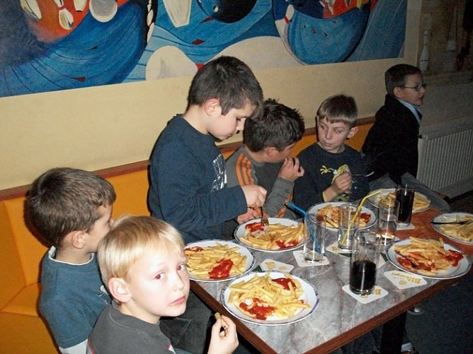 Jugendfeuerewehr Esperstedt (Foto: Jugendfeueerwehr Esperstedt) Jugendfeuerewehr Esperstedt (Foto: Jugendfeueerwehr Esperstedt)