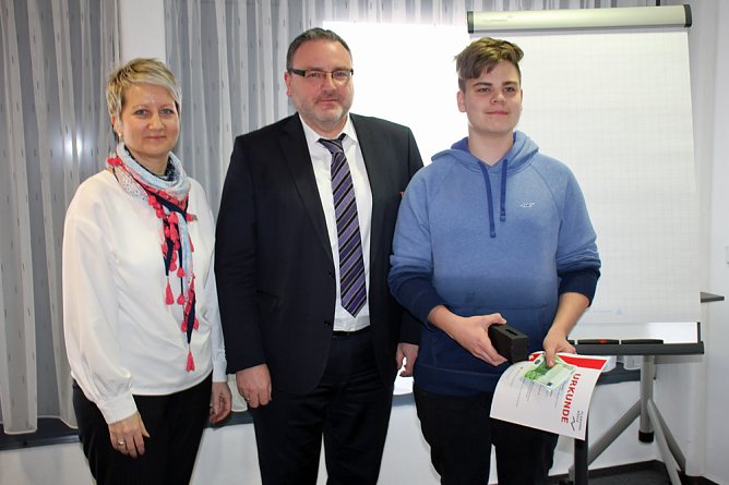 Die Sieger im Planspiel stehen fest! (Foto: Karl-Heinz Herrmann) Die Sieger im Planspiel stehen fest! (Foto: Karl-Heinz Herrmann)