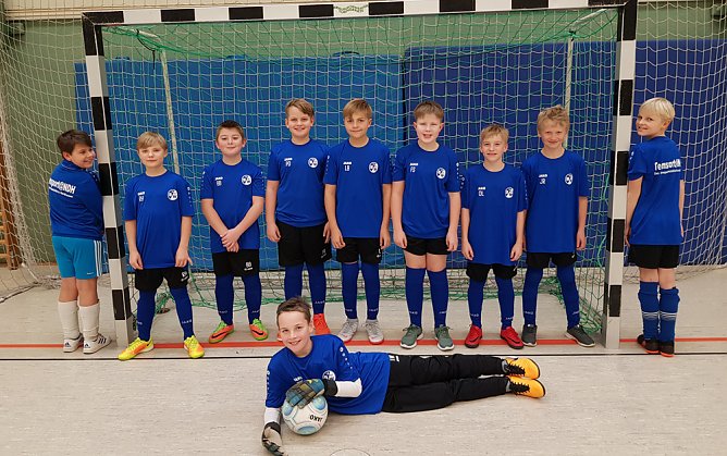 Neue Trainingsausstattung erhalten (Foto: Steffen Kobrow) Neue Trainingsausstattung erhalten (Foto: Steffen Kobrow)