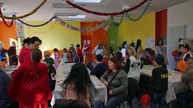 Faschingsparty im Freizeitzentrum (Foto: Freizeitzentrum Artern) Faschingsparty im Freizeitzentrum (Foto: Freizeitzentrum Artern)