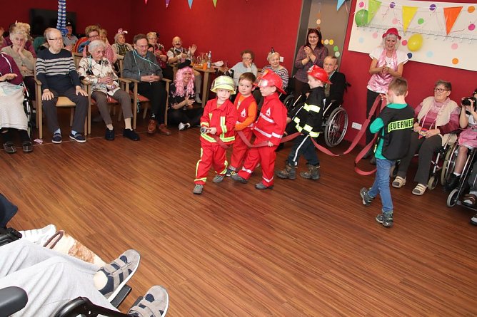 Närrische Zeit im Haus am Wippertor (Foto: AWO Wipperttor) Närrische Zeit im Haus am Wippertor (Foto: AWO Wipperttor)