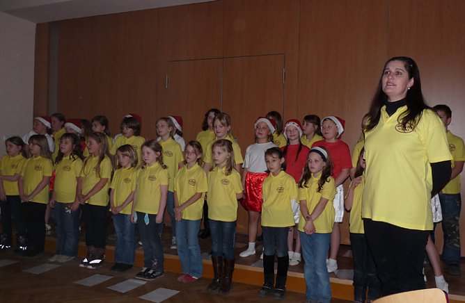 Weihnachtsfeier Kollwitz-Schule (Foto: Karl-Heinz Herrmann) Weihnachtsfeier Kollwitz-Schule (Foto: Karl-Heinz Herrmann)